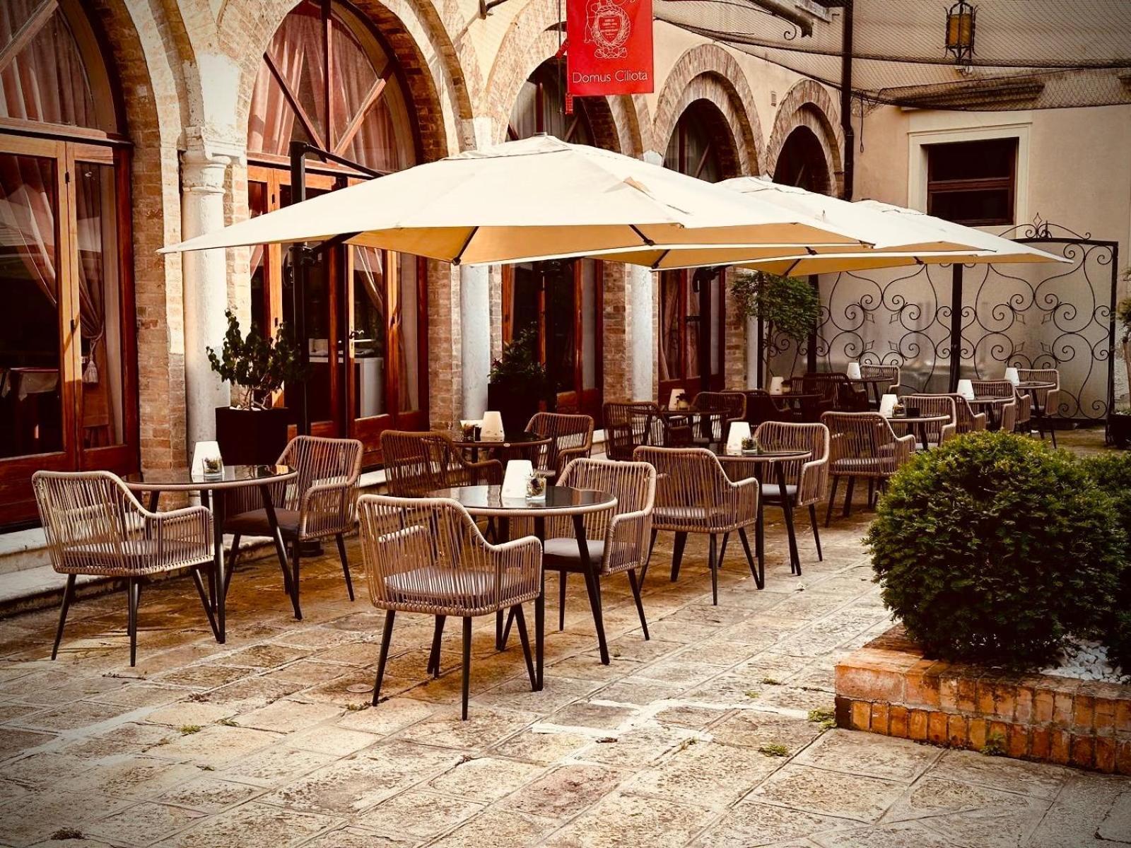 Domus Ciliota Hotel